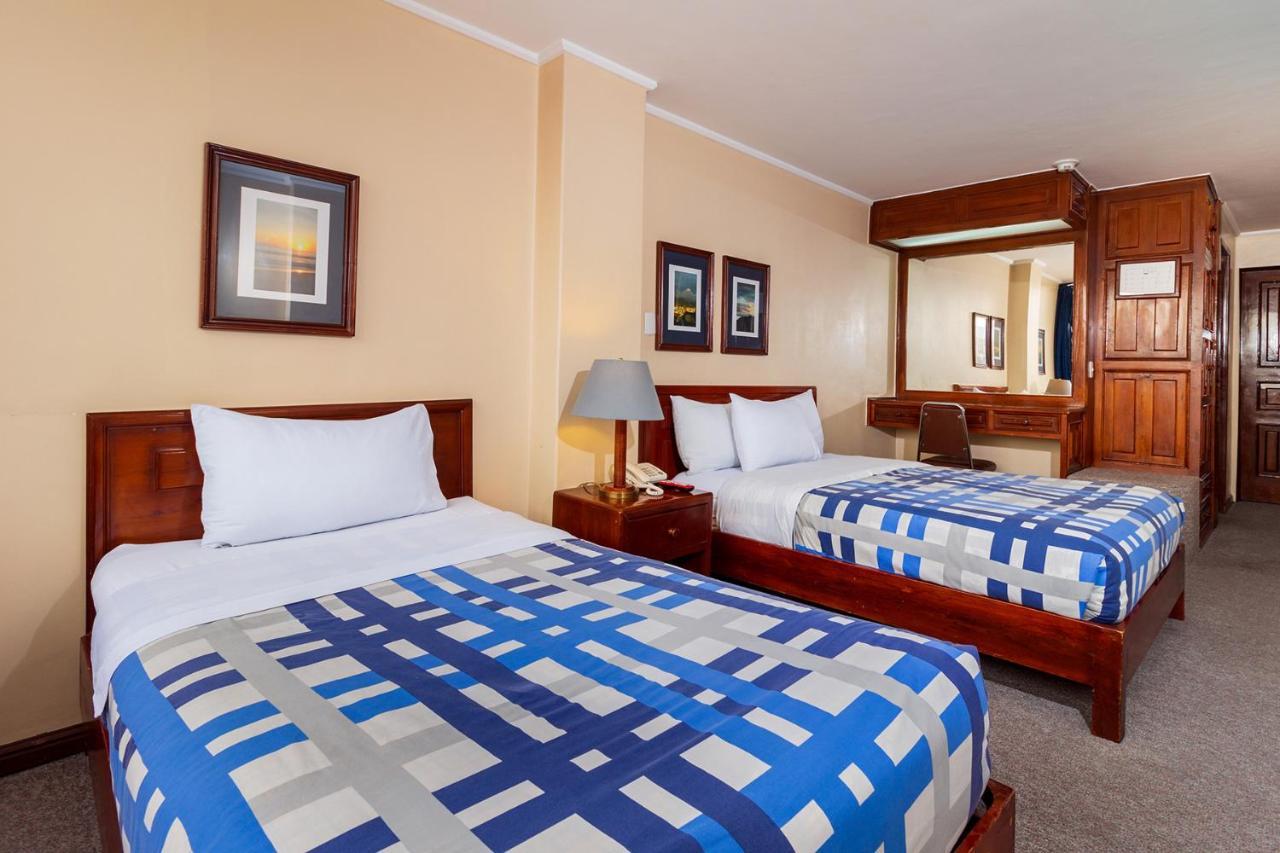 Hotel Presidente Cuenca Luaran gambar