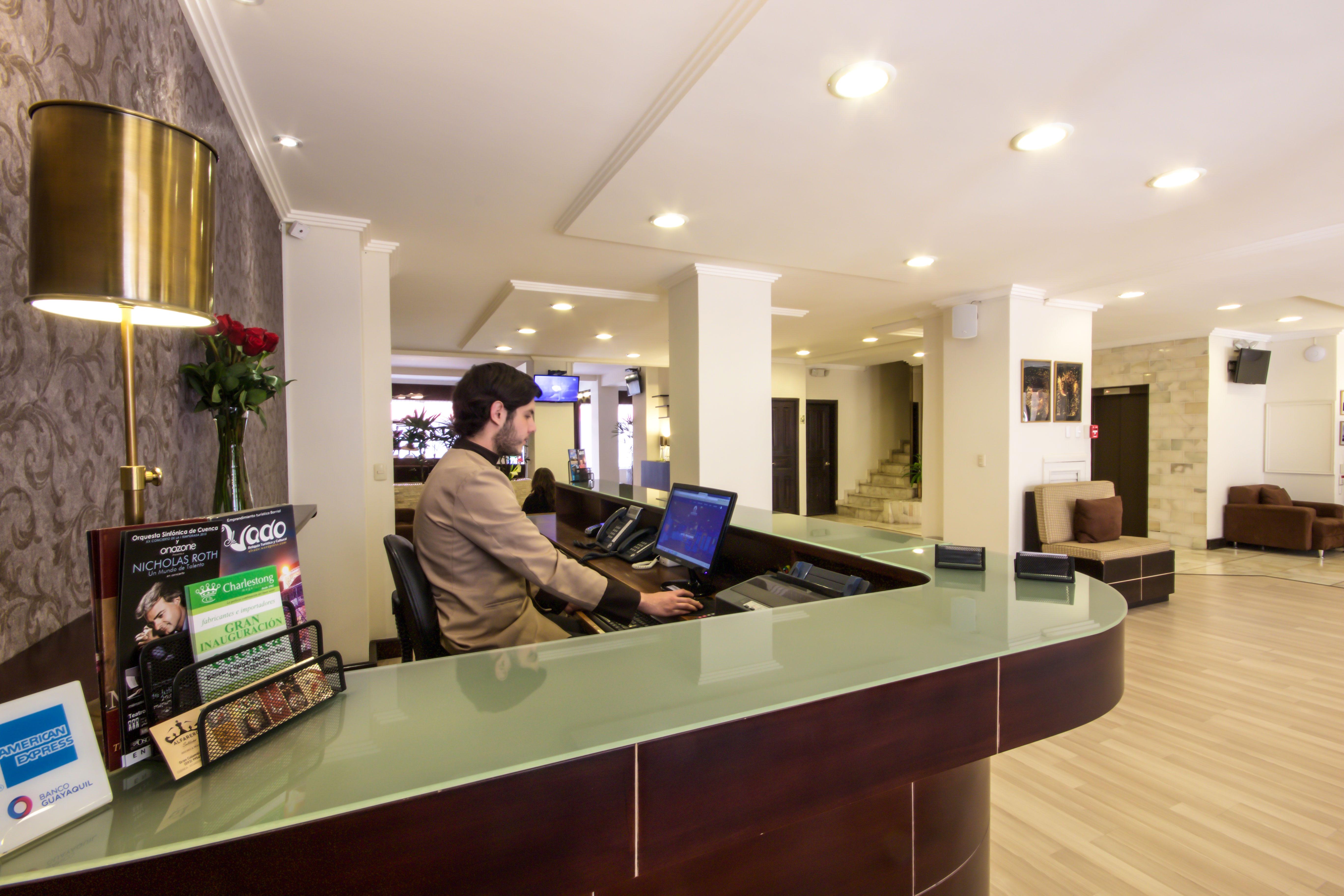 Hotel Presidente Cuenca Luaran gambar