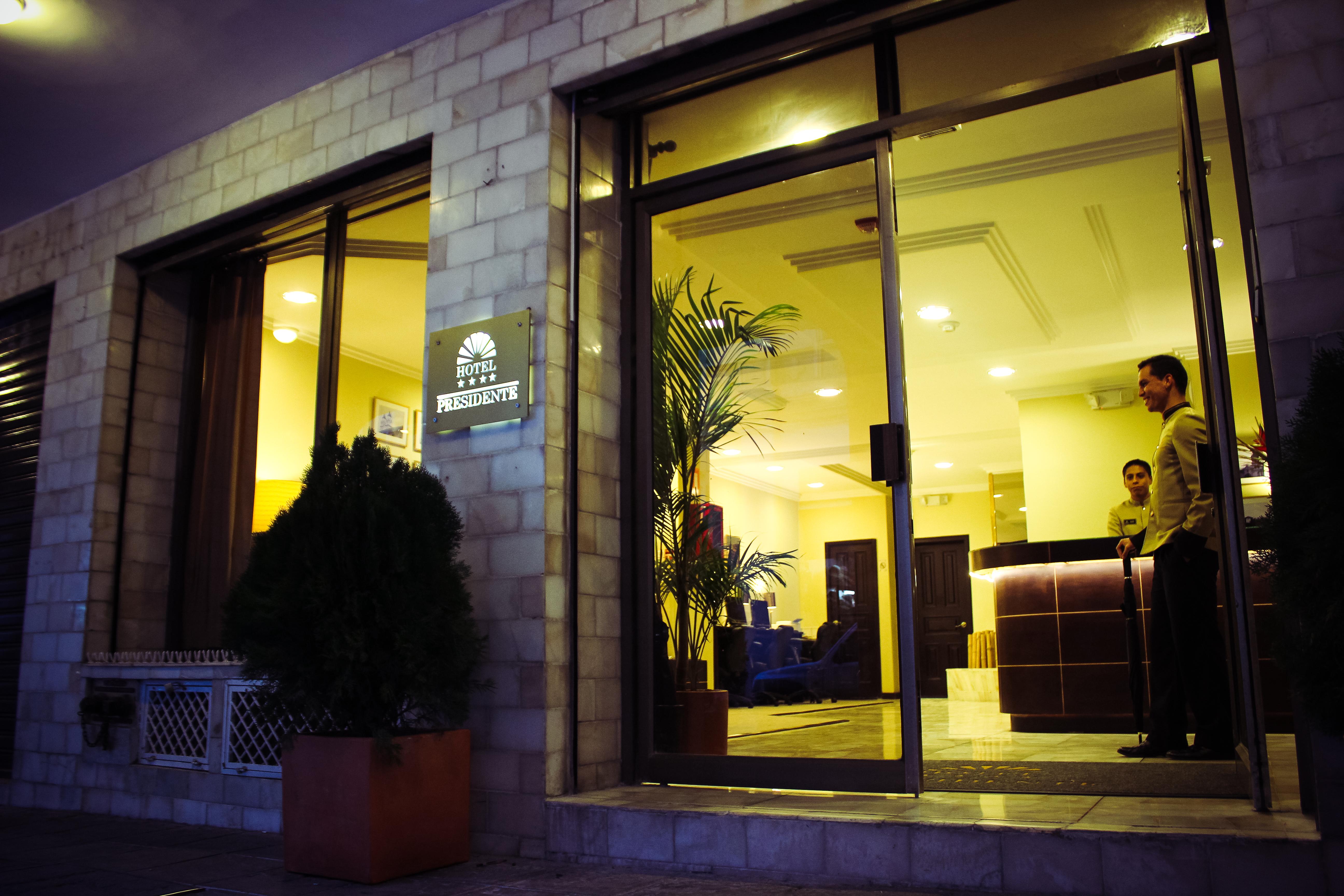 Hotel Presidente Cuenca Luaran gambar