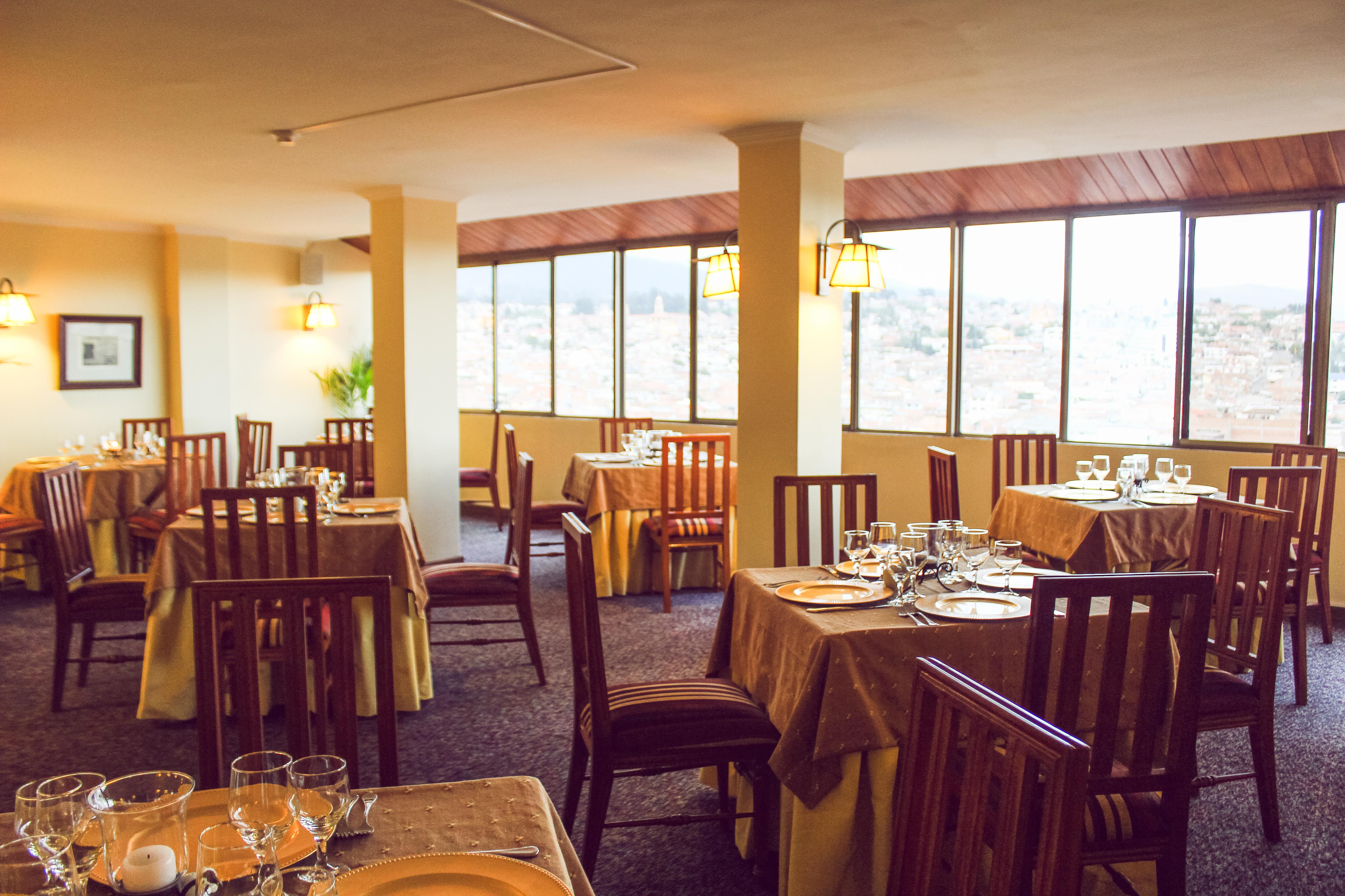 Hotel Presidente Cuenca Luaran gambar