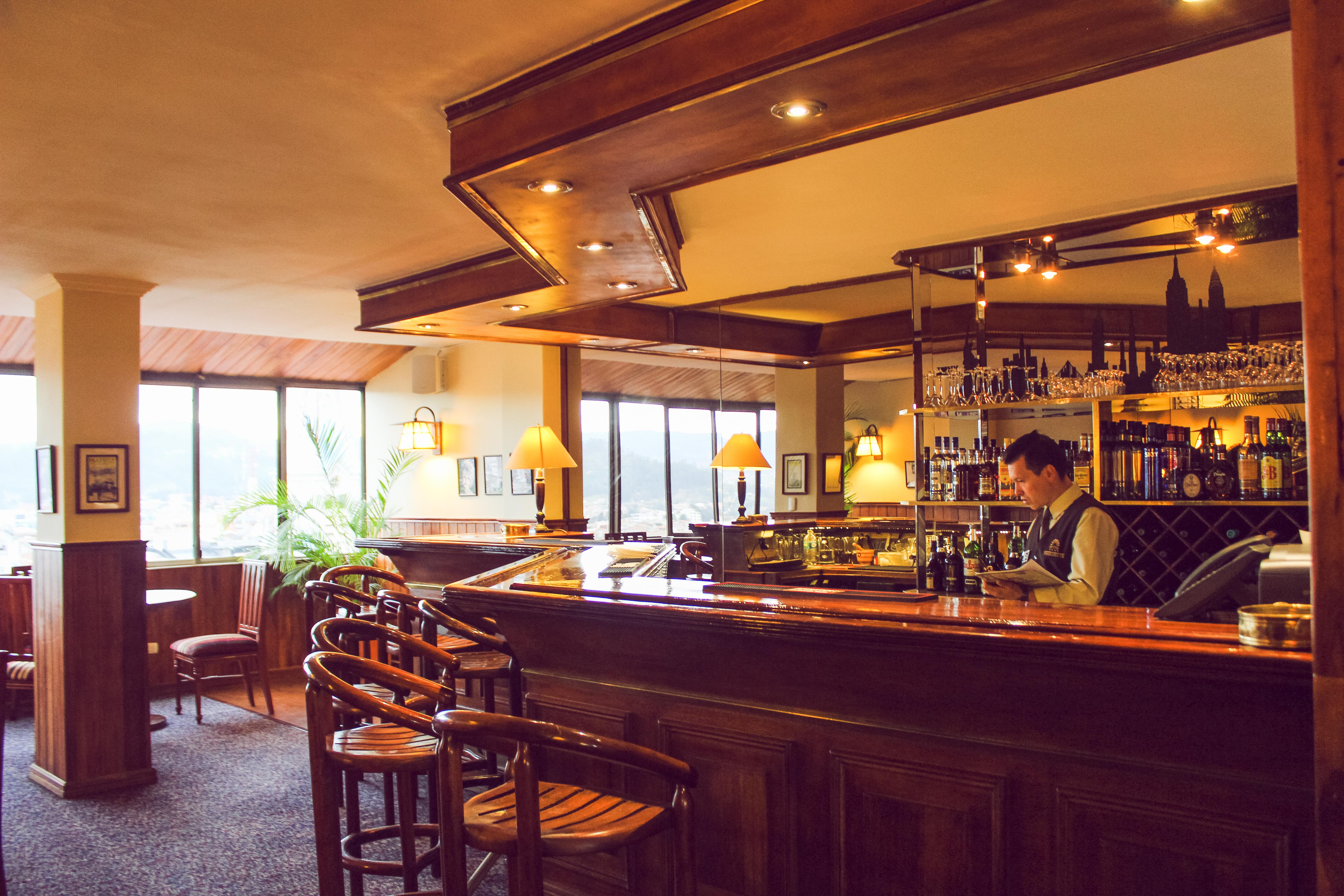 Hotel Presidente Cuenca Luaran gambar