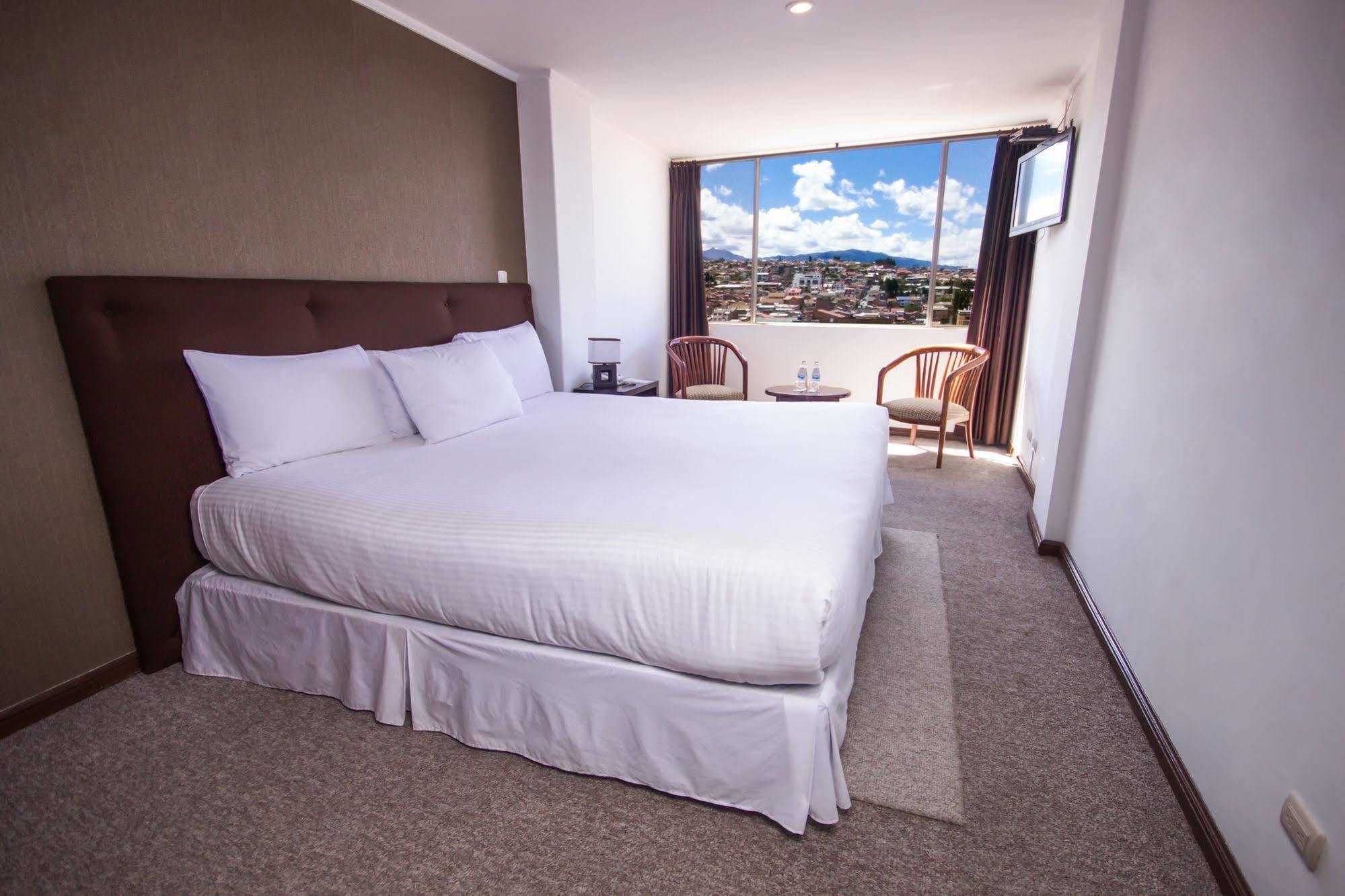 Hotel Presidente Cuenca Luaran gambar