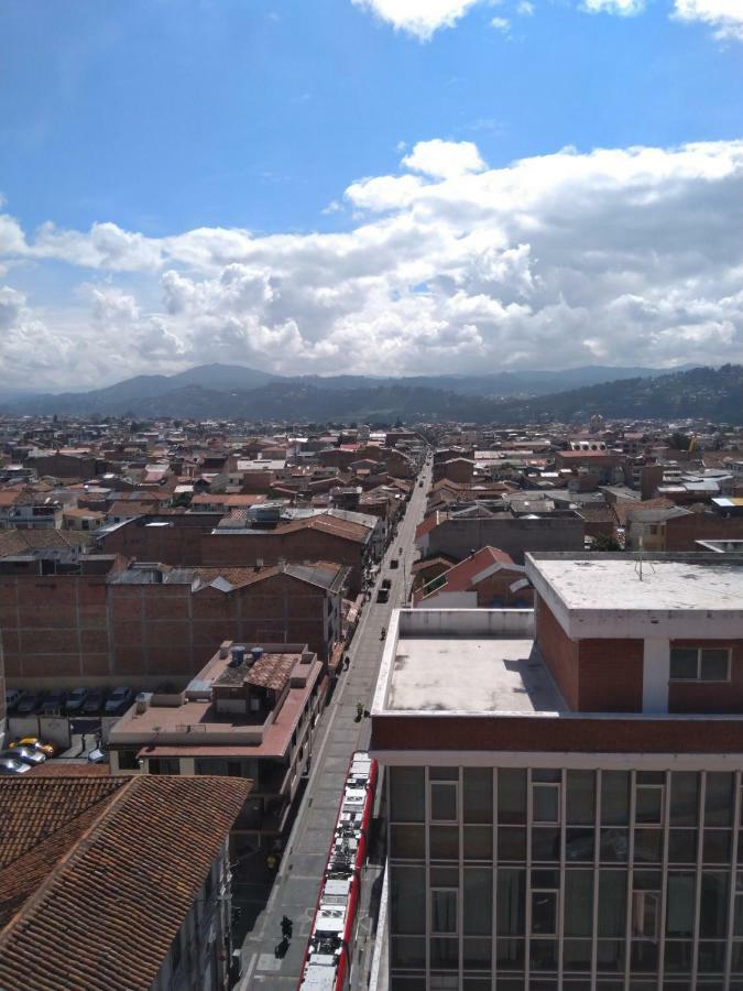 Hotel Presidente Cuenca Luaran gambar