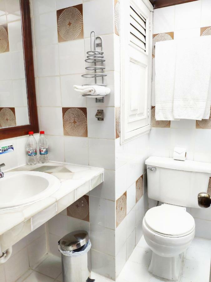 Hotel Presidente Cuenca Luaran gambar